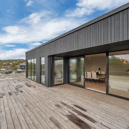 Villa Ved & Svaberg *