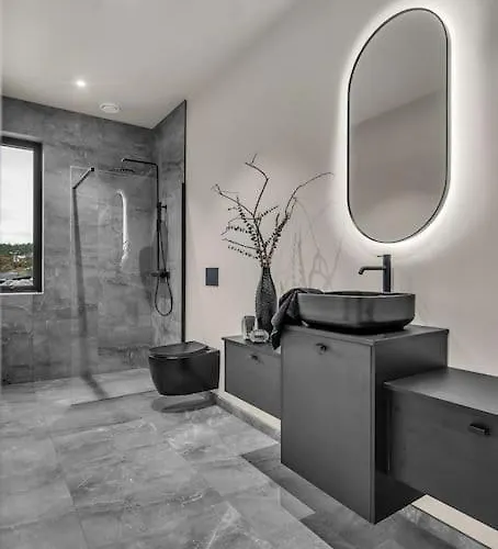 Villa Ved & Svaberg *