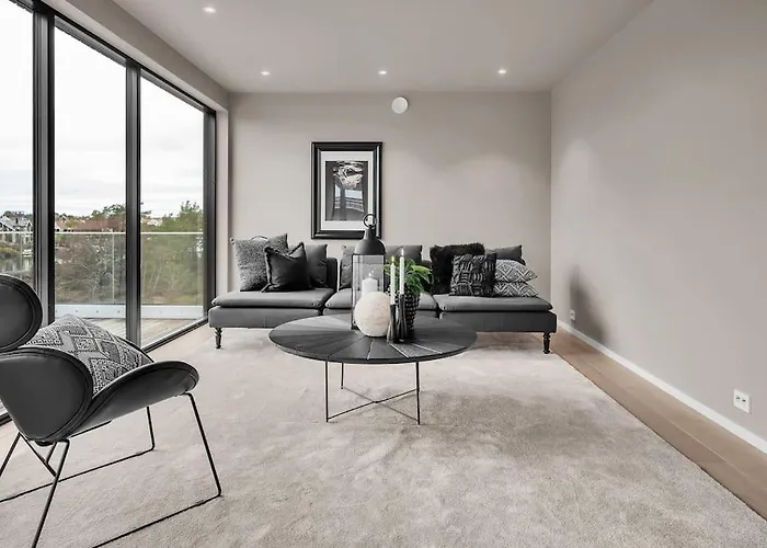 Villa Ved & Svaberg *